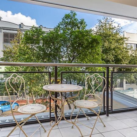 Corporate, Spacious Staycation - Sky Tower Views Auckland Exteriör bild